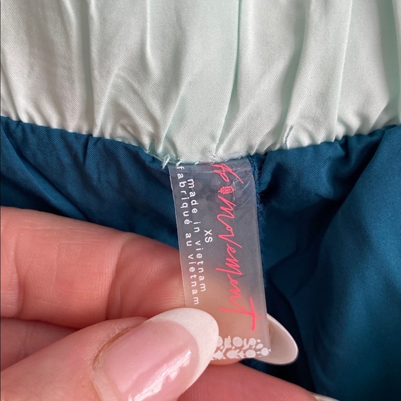 Free People Movement Women's Light Blue and dark blue Athletic Shorts Size XS - Picture 6 of 6